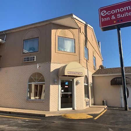 Economy Inn & Suites Hannibal Buitenkant foto