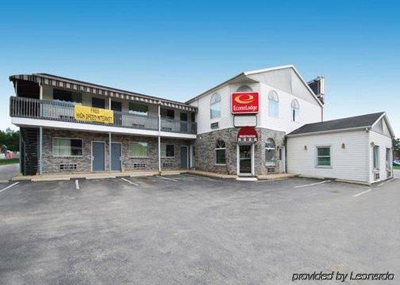 Economy Inn & Suites Hannibal Buitenkant foto